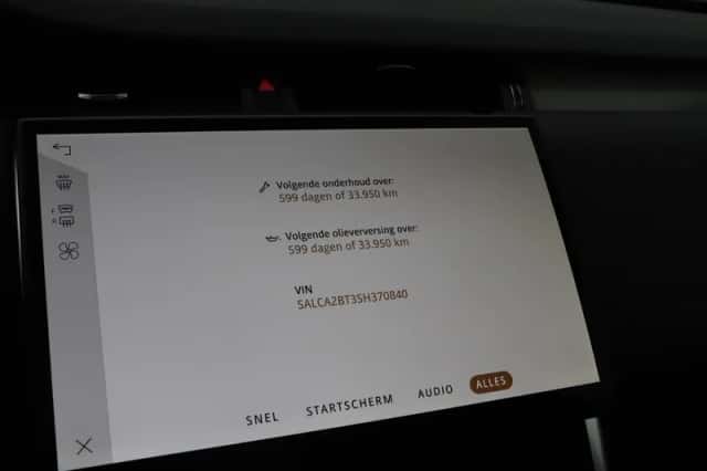 Land Rover Discovery Sport (2025) thumbnail 32