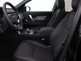 Land Rover Discovery Sport (2025) thumbnail 3