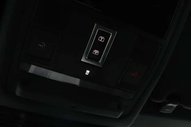Land Rover Discovery Sport (2025) thumbnail 34