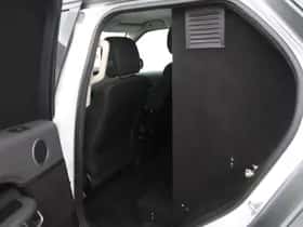 Land Rover Discovery (2017) thumbnail 42
