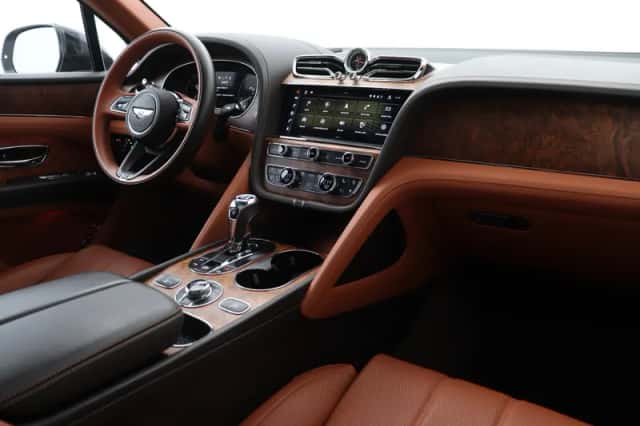 Bentley Bentayga (2022) thumbnail 18