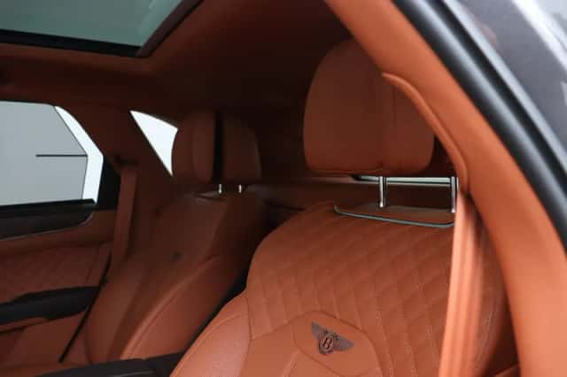 Bentley Bentayga (2022) thumbnail 57