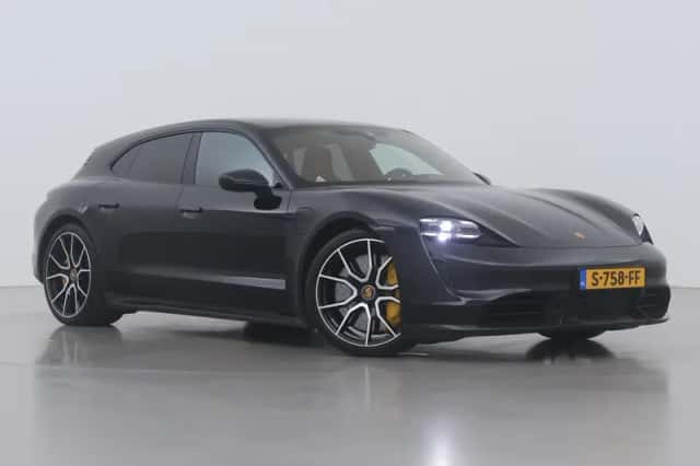 Porsche Taycan (2023)