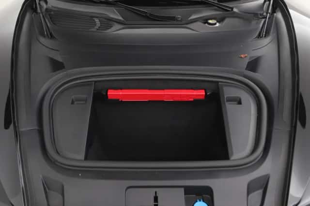 Porsche Taycan (2023) thumbnail 51