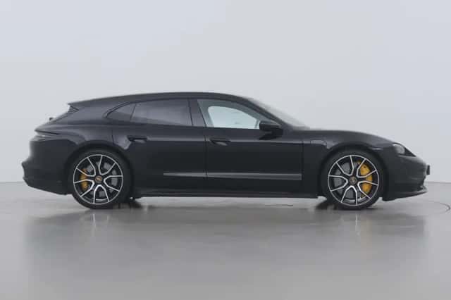 Porsche Taycan (2023) thumbnail 10