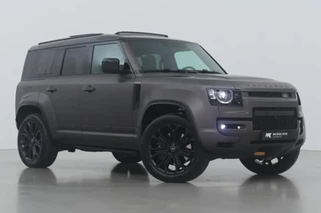 Land Rover Defender (2025)