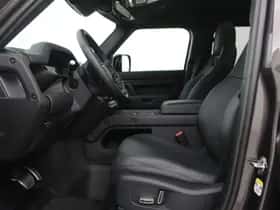 Land Rover Defender (2025) thumbnail 3