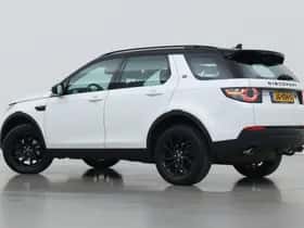 Land Rover Discovery Sport (2016) thumbnail 2