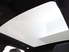 Land Rover Discovery Sport (2016) thumbnail 11