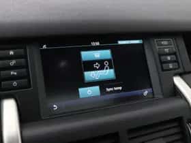 Land Rover Discovery Sport (2016) thumbnail 24