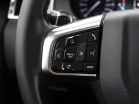 Land Rover Discovery Sport (2016) thumbnail 34
