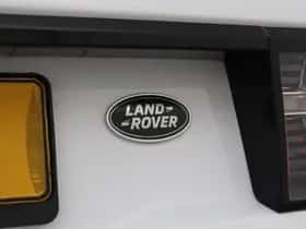 Land Rover Discovery Sport (2016) thumbnail 52