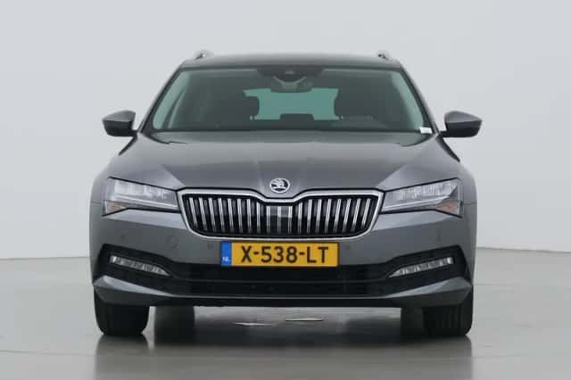 Škoda Superb (2024) thumbnail 16