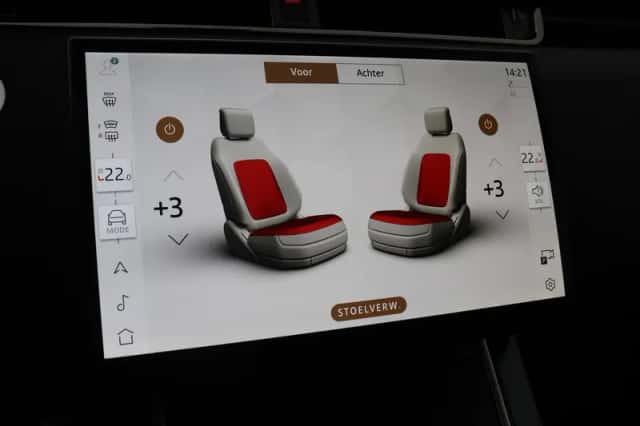 Land Rover Discovery Sport (2025) thumbnail 25