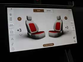 Land Rover Discovery Sport (2025) thumbnail 25