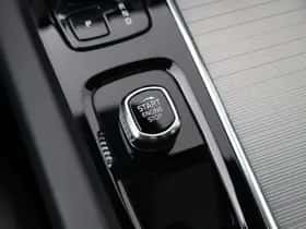 Volvo XC60 (2025) thumbnail 38