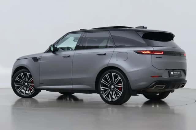 Land Rover Range Rover Sport (2023) thumbnail 2