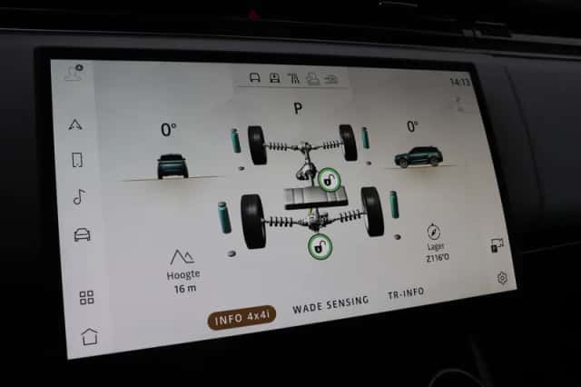 Land Rover Range Rover Sport (2023) thumbnail 38