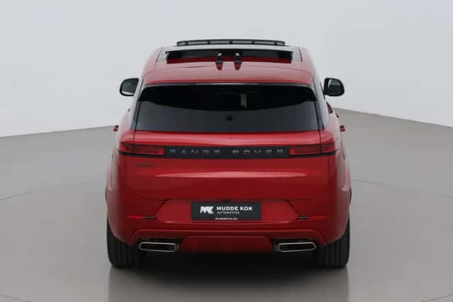 Land Rover Range Rover Sport (2025) thumbnail 9