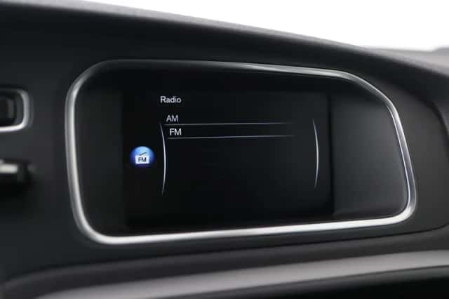 Volvo V40 (2016) thumbnail 17