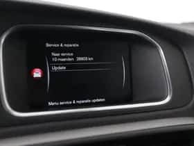 Volvo V40 (2016) thumbnail 22