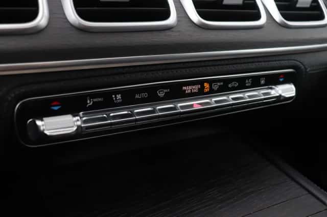 Mercedes-Benz GLE (2020) thumbnail 48
