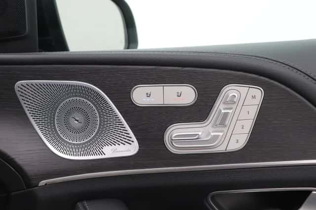 Mercedes-Benz GLE (2020) thumbnail 68