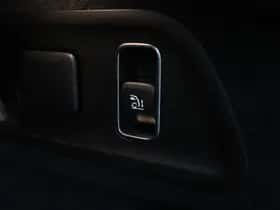 Mercedes-Benz GLE (2020) thumbnail 76