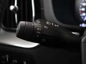 Volvo XC60 (2017) thumbnail 38