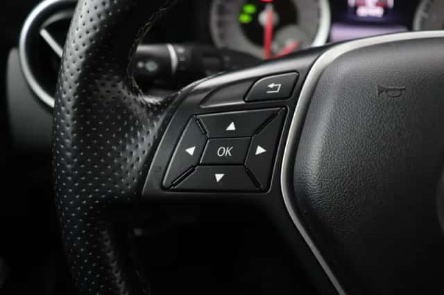 Mercedes-Benz A-Klasse (2014) thumbnail 27