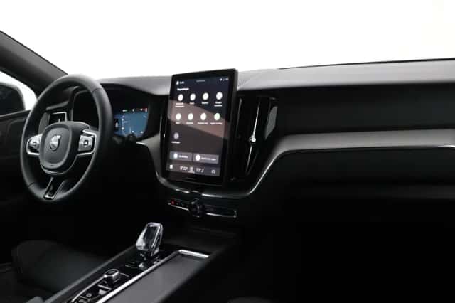 Volvo XC60 (2025) thumbnail 19