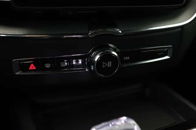 Volvo XC60 (2025) thumbnail 39