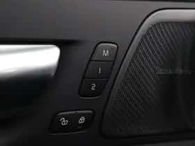 Volvo XC60 (2025) thumbnail 17