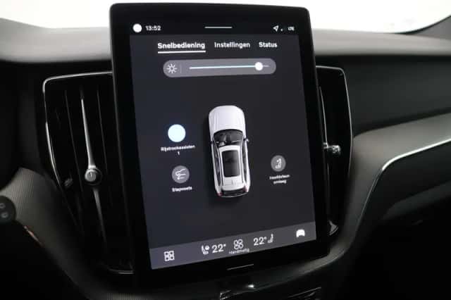 Volvo XC60 (2025) thumbnail 30