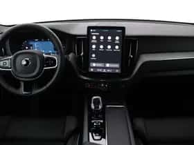 Volvo XC60 (2025) thumbnail 4