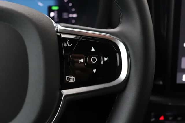 Volvo XC60 (2025) thumbnail 45