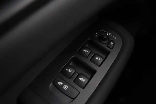 Volvo XC60 (2025) thumbnail 47