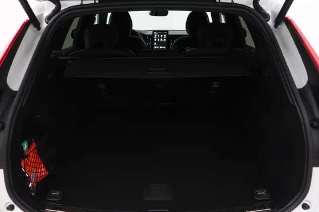 Volvo XC60 (2025) thumbnail 54
