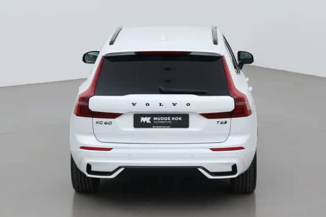 Volvo XC60 (2025) thumbnail 9