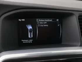 Volvo V60 (2016) thumbnail 12