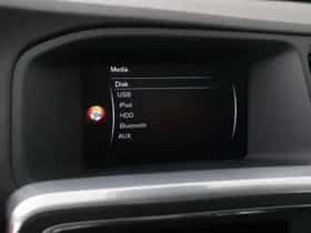 Volvo V60 (2016) thumbnail 25