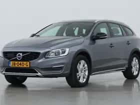 Volvo V60 (2016) thumbnail 8