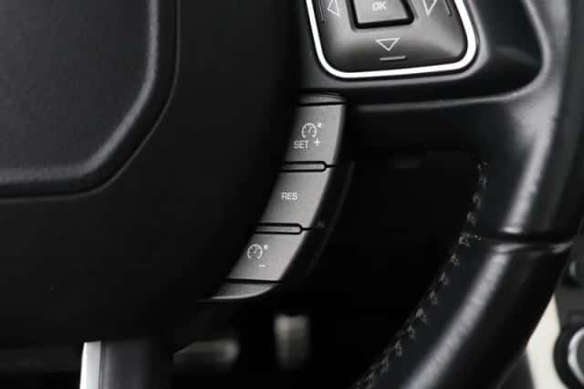 Land Rover Range Rover Evoque (2018) thumbnail 38