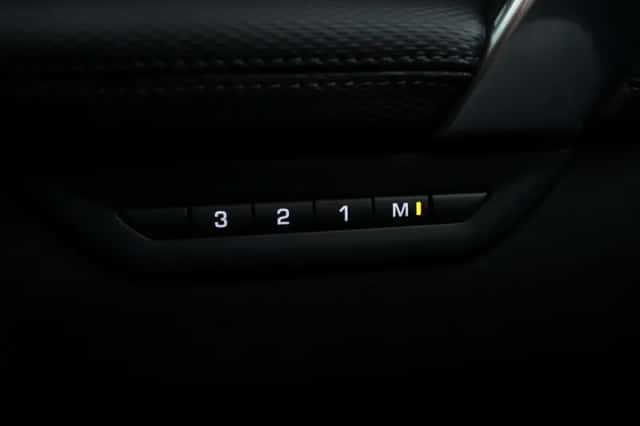Land Rover Discovery Sport (2025) thumbnail 13