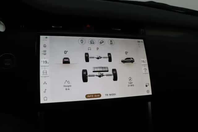 Land Rover Discovery Sport (2025) thumbnail 28