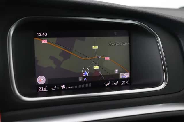 Volvo V40 (2017) thumbnail 11