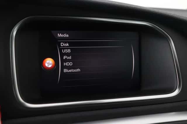 Volvo V40 (2017) thumbnail 26