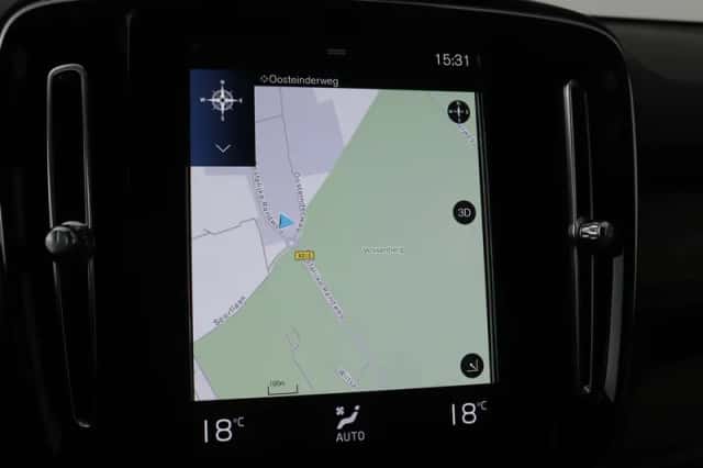 Volvo XC40 (2022) thumbnail 22