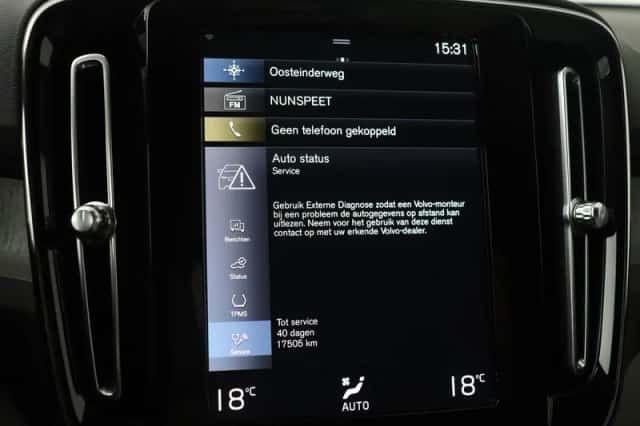 Volvo XC40 (2022) thumbnail 25