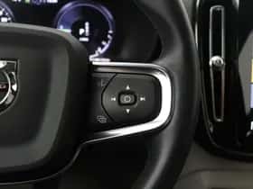 Volvo XC40 (2022) thumbnail 36